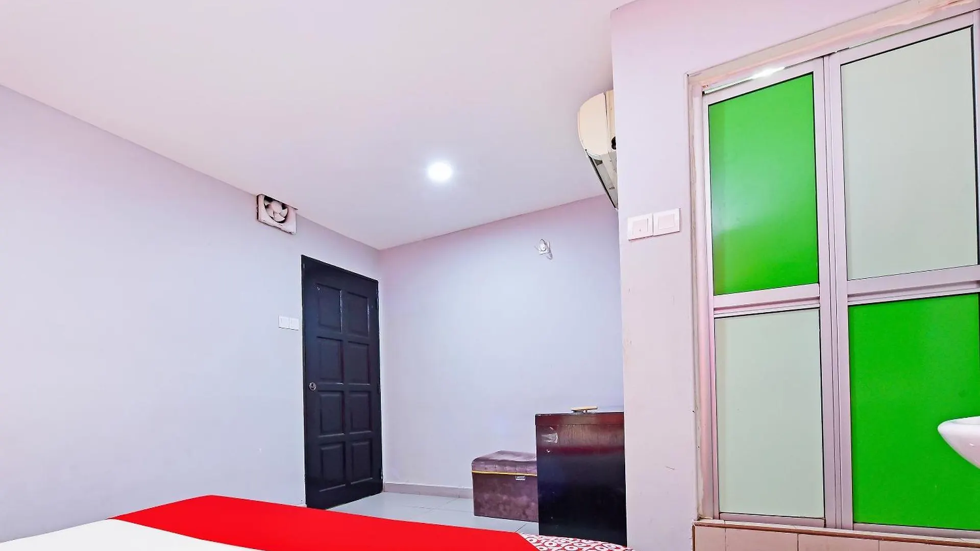Oyo 90138 Hotel Elwarda Klcity Kuala Lumpur