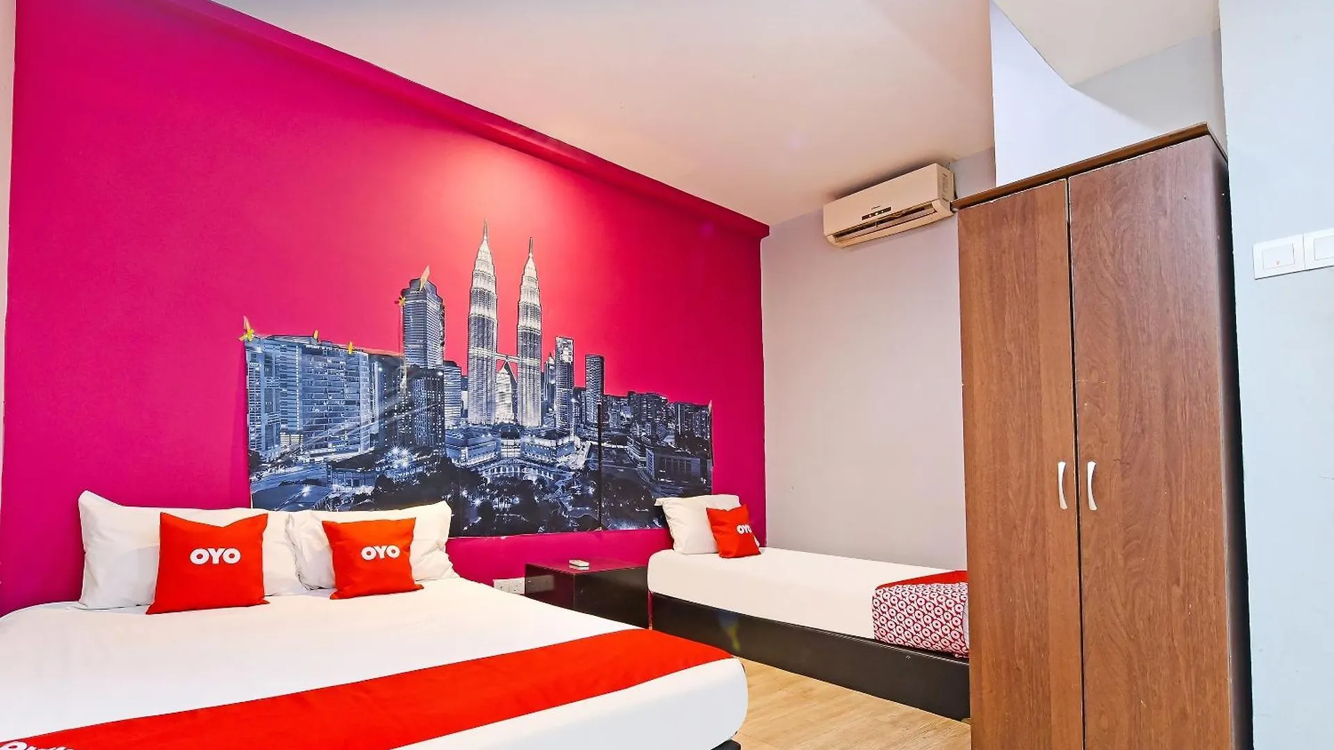 Oyo 90138 Hotel Elwarda Klcity Kuala Lumpur